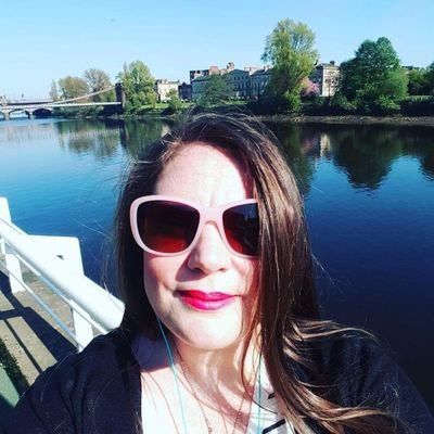 maggierosem1980's profile picture. scottish fae Motherwell, nurse, daughter, sister and great friend to all! mama to furbabies Belle and Jasmine, not forgetting Angel who went over Rainbow Bridge