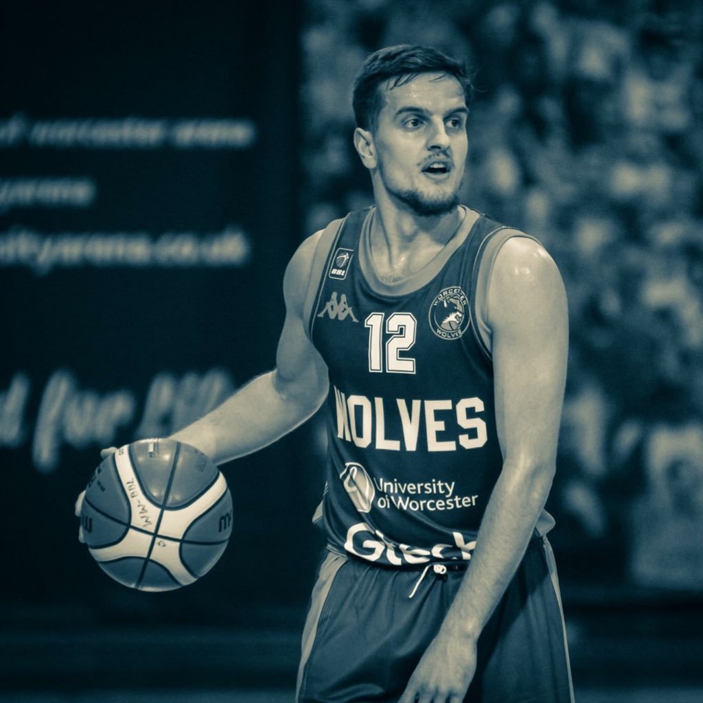 Professional Basketball Player • Point Guard for Albanian National Team • ambassador for @AlwaysBallinUK • SC/Instagram: Lvc_dusha #LoveTheGame