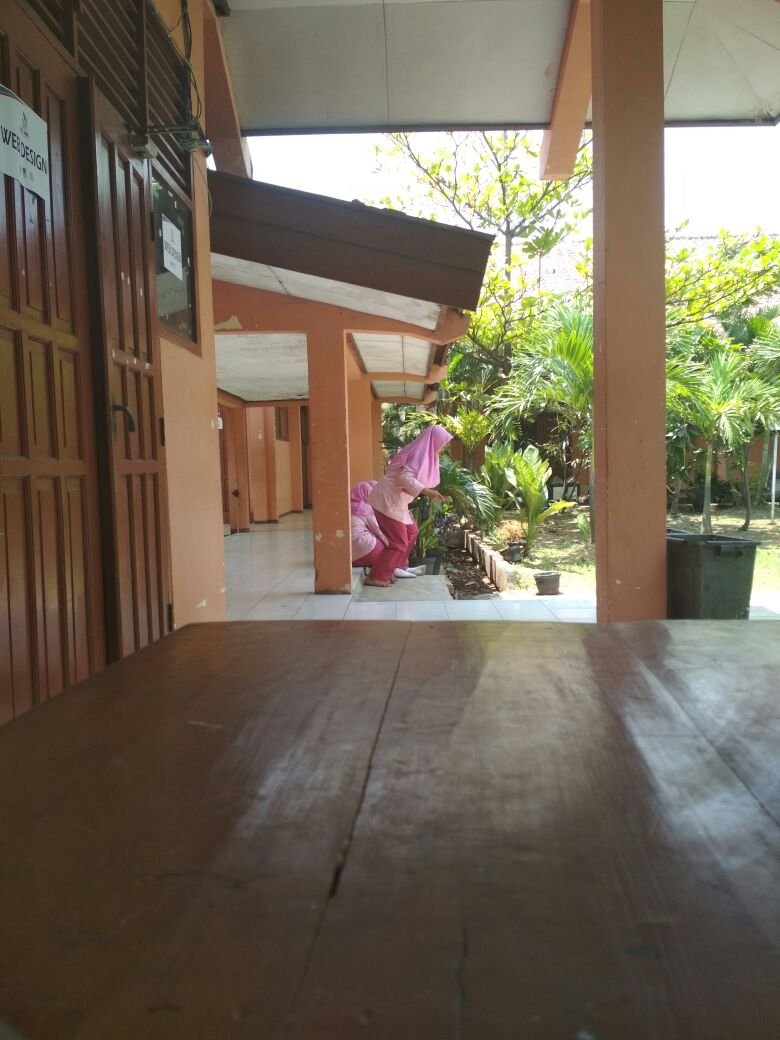 UipsNv07's profile picture. 