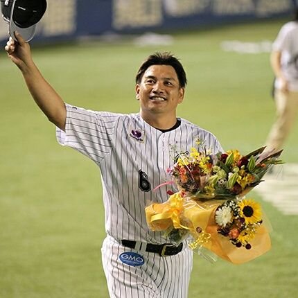 社会人 4年目/プロ野球、千葉ロッテマリーンズ #6井口資仁 #8中村奨吾 #59細谷圭/野球好きな人フォローお願いしますm(_ _)m  基本フォロバします！ 無言フォローすみません。