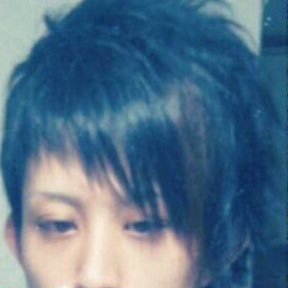 Colours84_'s profile picture. 浜崎あゆみ愛してます。美人とギャルとヒョウ柄大好き。音楽、Rock、お酒、エッチwwいいねくれたりDMも大歓迎！皆さんよろしく(´∇｀)気軽にフォローしてください！