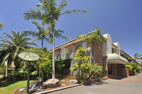 The Belmore All-Suite Hotel is located within walking distance to the Wollongong CBD, picturesque beaches, and restaurants.