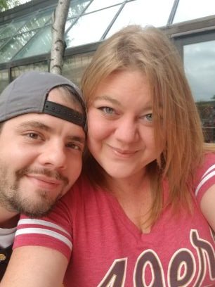 SteffieMoore16's profile picture. Worker Bee, Mother, & Wife....with a little fun in between