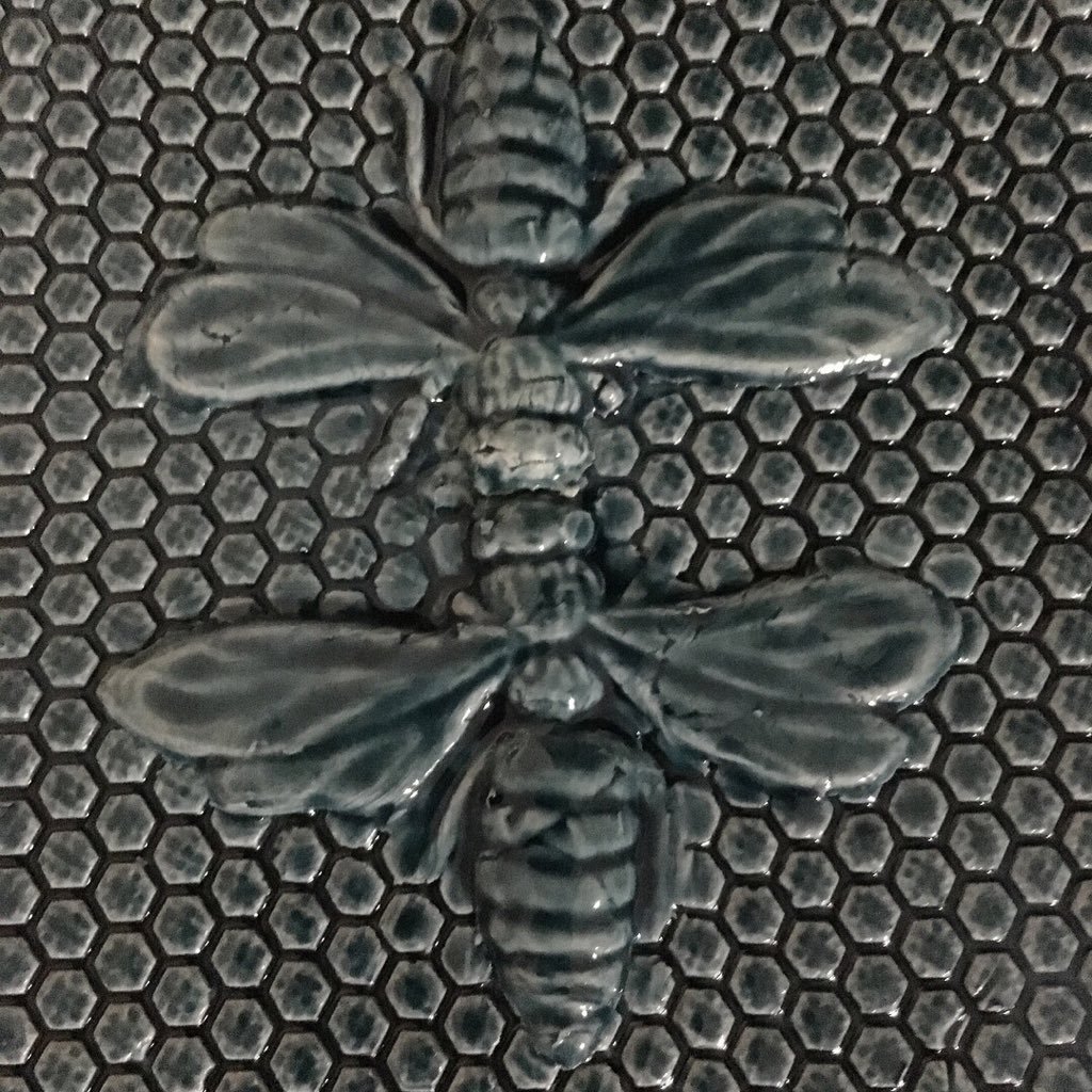 tuppy8's profile picture. Ceramic Sculptor / Apple Retail Manager/Bee Keeper