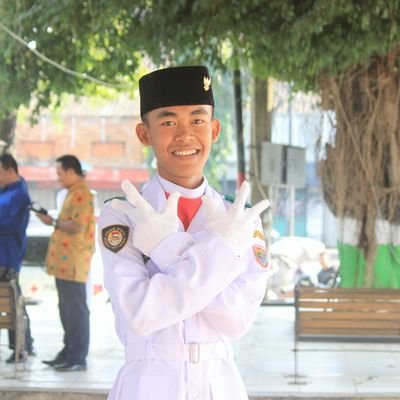 Chiswanto_ajja's profile picture. 🏠 BATANG,JAVA CENTER,INDONESIA
🏫SENIOR HIGH SCHOOL 1 BATANG
🎌 INDONESIA 
📲0895354187685
📩ciswa.wanto@gmail.com
💻https://t.co/jNlbYsC9QG