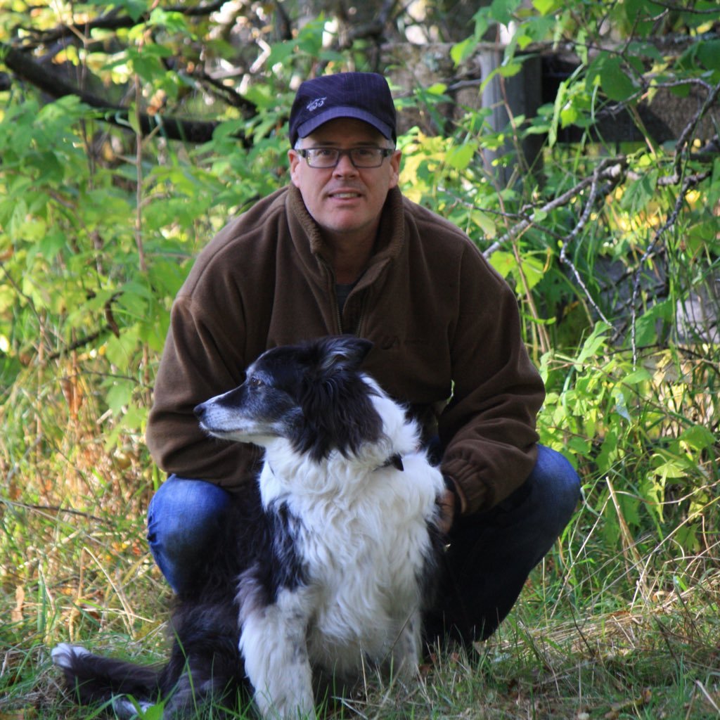 Small Town Sask boy. Oilers, Riders, very amateurish guitar player, camper, traveller, loved my old dog, Ty, love my new dog Duffy