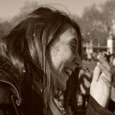Relaciones Internacionales, UCM //
Máster en Estrategias y Tecnologías para el desarrollo UPM - UCM