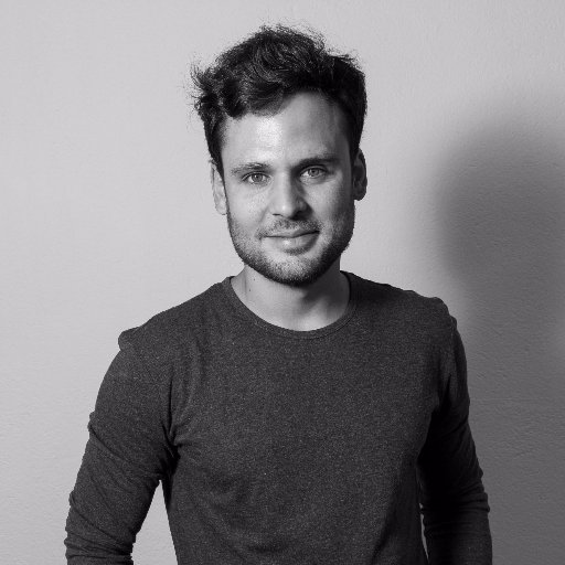 #CommunityManager, estudiante de #MarketingDigital en @AulaCM #SocialMedia #DiseñoWeb #WordPress #SEO .🖥️ #Sumiller JR.🍷y #Crossfit lover.💪