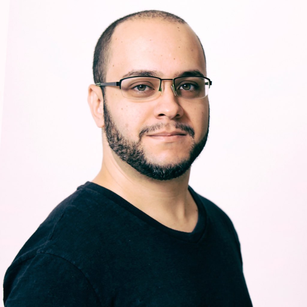 Creative Consultant for Tech | Founder @aelaio | 🇧🇷 living in Prague 🇨🇿 before: 🇬🇧🇨🇿🇮🇪🇧🇷