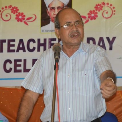 Ex-Principal/University Teacher
*Active in RSS,Samskrita Bharati*RTs not always endorsement*100% Follow Back to Deshbhakt Bharatiyas active on Tweeter *No DM