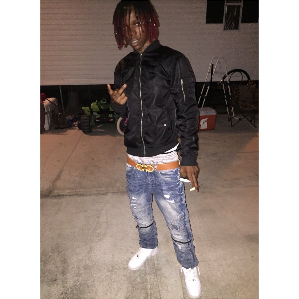 Youngin Still Standing Strong 🗣‼️ #RestUpSis 👼🏽💔 LA 🐊 #ShayWayOrNoWay ❤️👼🏽