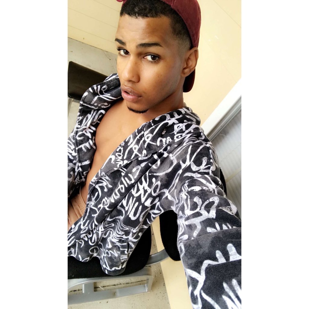 BadBoyLeek_'s profile picture. 