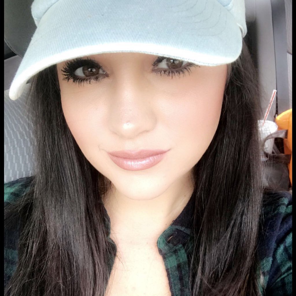 itsblythexox's profile picture. 