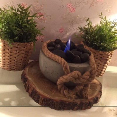 wh_4u1's profile picture. Happy winter mood مشروع الشتاء لأهل الجبيل فقط ❄️🌬🕯📦❣️❣️ whatsapp:0546625570