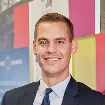 Chief Revenue Officer @SunriseBanks. Community Banking x Fintech