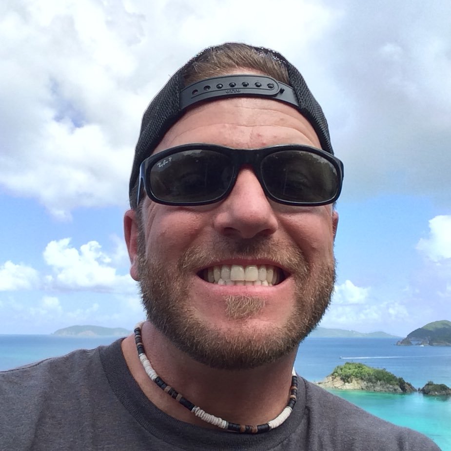 FamTravelRadio's profile picture. I'm a semi-frequent flier fascinated with airlines, airliners, and the business of jetting people across the world.