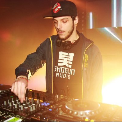 Drum & bass DJ from Marseille living in Paris. Also promoter/founder for United events in Paris.
