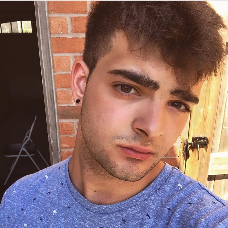 Nick_caranfa's profile picture. 20 | Woodbridge, Italian,