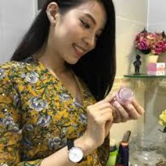 19_chau's profile picture. 