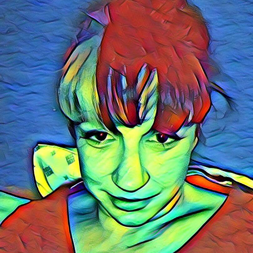 Project manager for an awesome software development team. Mother of an uber active little boy. Music, beer, unicorn lover.