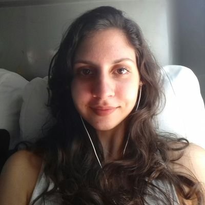 Meu nome é Karen faço faculdade de gastronomia em vila velha 😊
Futura Chef de cozinha e confeitaria 🍝🍰🍩🍤
EDM🎶 Krewella ...🔥💥