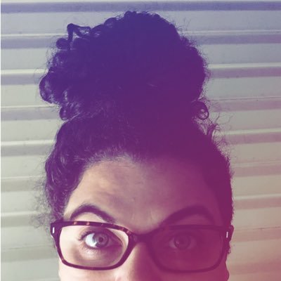 7th grade English & reading teacher • Cat mom • Activist • Lover of very soft blankets / GMU '16