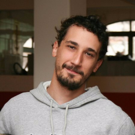 Pós graduando em Internet of Things na USP, formado em Administração na FIAP, apaixonado por empreendedorismo e tecnologia, aventureiro e músico