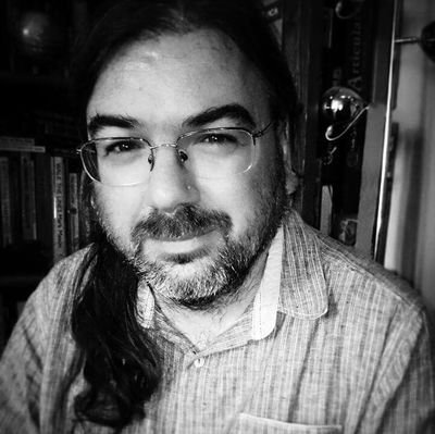 DavidMSays's profile picture. Views are my own (apart from those I nick).