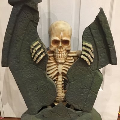 RogueHaunter's profile picture. Halloween haunt nut,  Haunted attraction animatronics, and haunt event planner.  Tidbits on projects I am working on and my home haunt props.