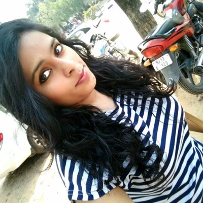 Cricket Crazy, Foodie, Movies Freak, Entertainment, Engineer, AR Rahman & Virat Fan Girl ♥