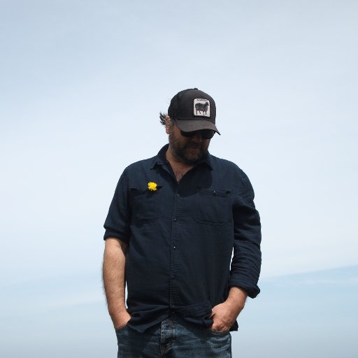 Ricardo Lezón Profile