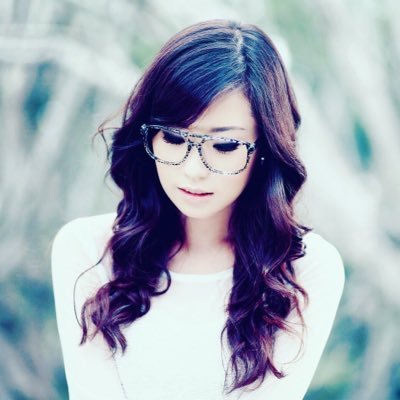 I like to post Radom,cool and awesome stuff. Follow me and I’ll follow back.