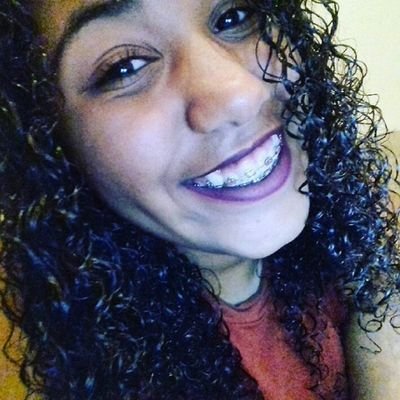 tenha fé porque até no lixão nasce flor //
 Botafoguense ♥ // comprometida
@DouglasArantess 😍
