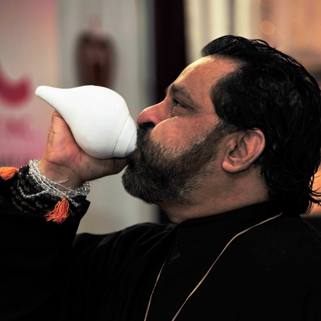 yourastropandit's profile picture. Suren Arora is a world famous Astrologer, Motivational Speaker, Certified Hypnotist, Palmist, and your relationship coach.