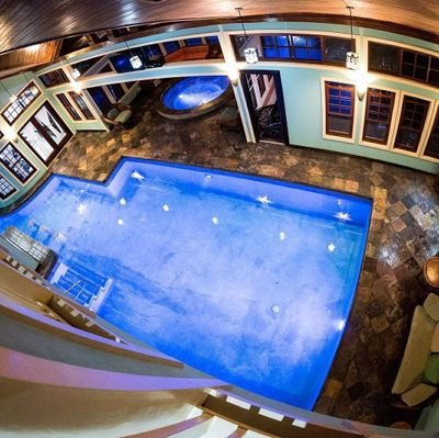 VillaDoraMae's profile picture. Luxury 5 star Vacation Rental Home 🏘 

🌴Relax in Paradise 🍹

6 Bedrooms/ 6 Bathrooms