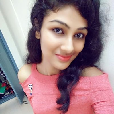 developerKhushi's profile picture. Senior Software Engineer💻