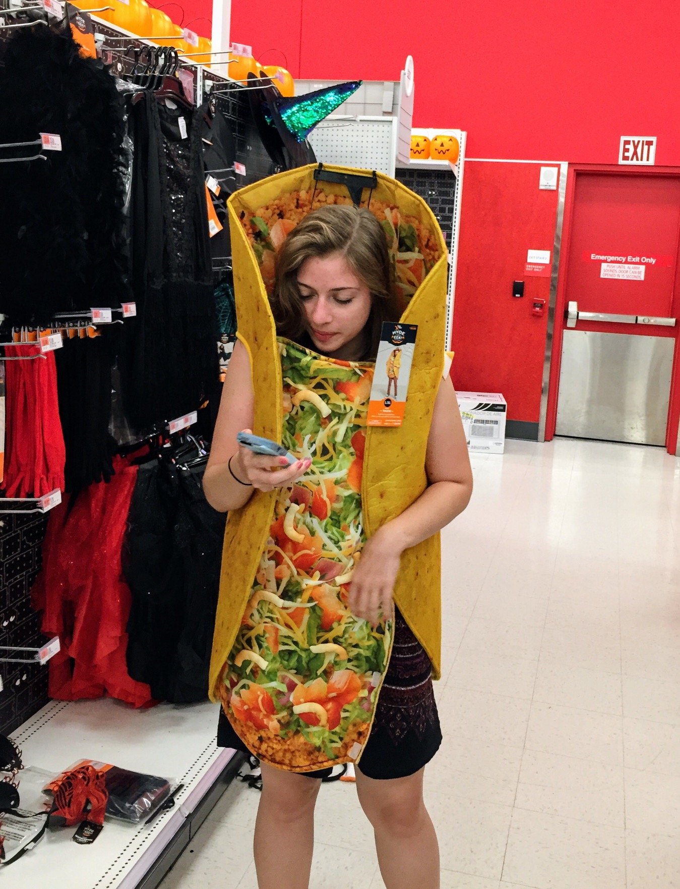 laurenmarie_z's profile picture. 