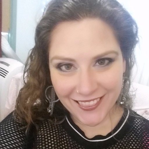 18+ my honeys! Busty horndog, troublemaker, Worst Camgirl Ever(TM). Tagged BBW, cute, fun, chill as fuck. Skype with me: https://t.co/eF6CRRswbI