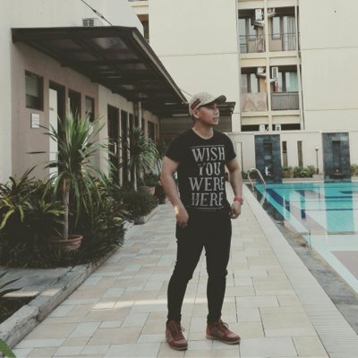 candrafadhila's profile picture.