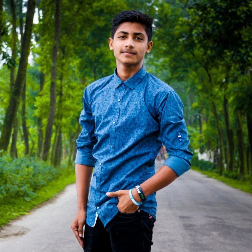 I am A criCKEt Player ✌✌ Musilm
love Play cricket 💜💜