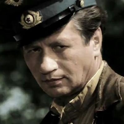 Я с огромной любовью напишу :
- РАЗВАЛИНАМИ МАЙДАНА УДОВЛЕТВОРЁН! От винта! 🇷🇺
(полетим освобождать Украинских братьев славян от фашизма, засевшего в Киеве!)