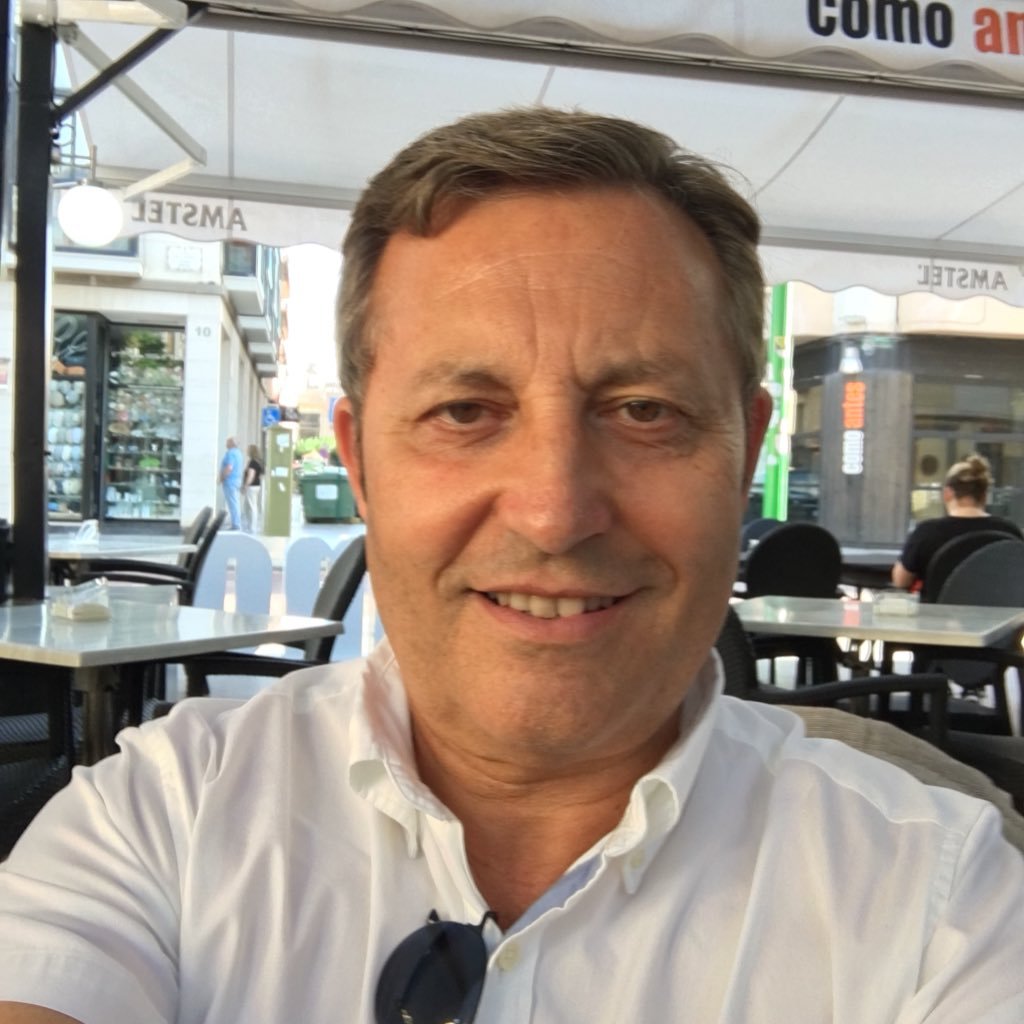 moisistero's profile picture. 