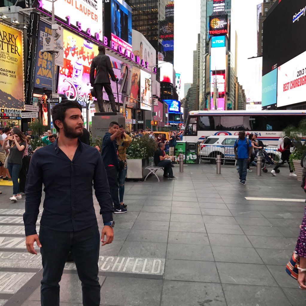 Ugurcemm's profile picture. Ömür biter bu sevda bitmez 🦅