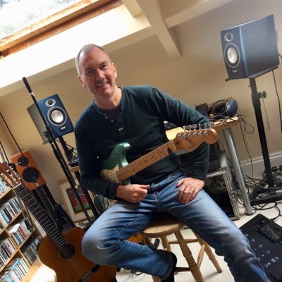 PeteHallMusic's profile picture. Guitarist