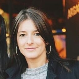 DesireeOsella's profile picture. Licenciada y Doctora en historia. UNC . Magister en partidos políticos. CEA. UNC.