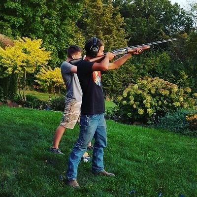 conmatbul's profile picture. I Eat Food 👍