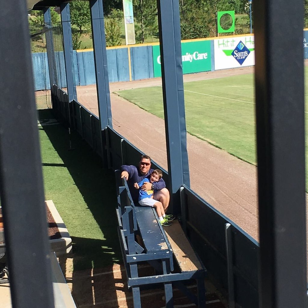 Matt_Moore08's profile picture. Husband/Father/Believer Director Of Executive Operations @ORUAthletics/ @BBATitans Owner & Coach