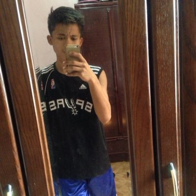 Tramyarbalasta's profile picture. Ball is Life 🏀/18/