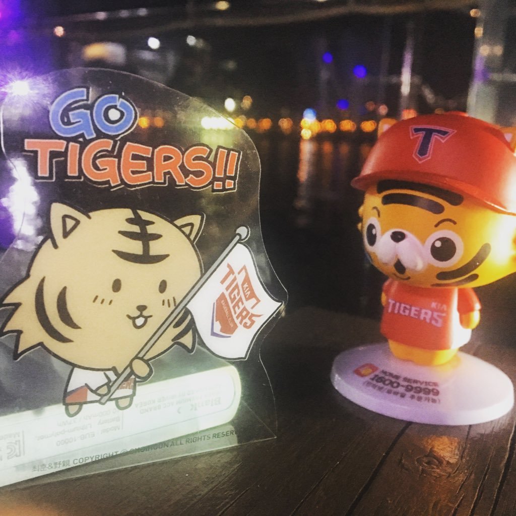 burrowthetime's profile picture. 나노멘탈 갸빠