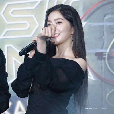 HAPPINESS!  안녕하세요 레드벨벳 리더 배주현 a.k.a 아이린 입니다